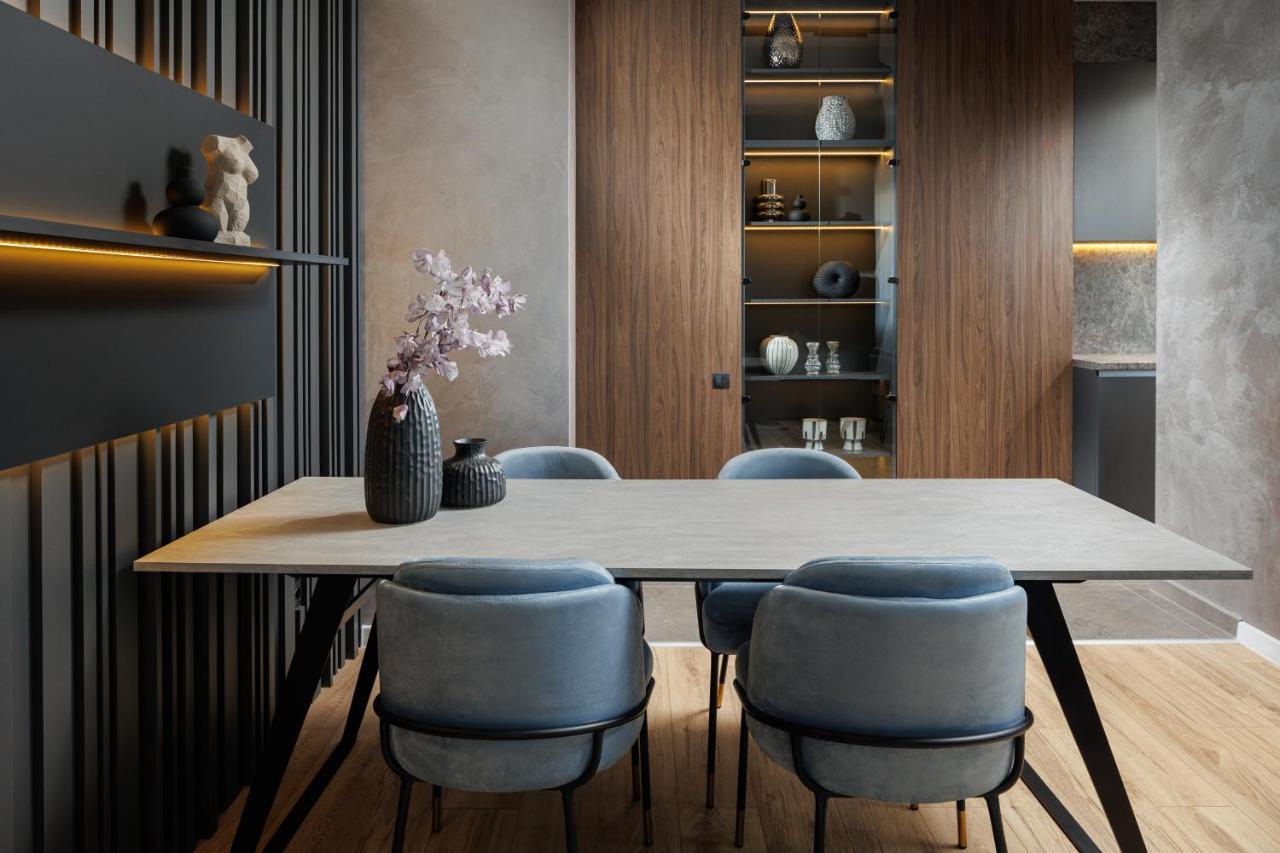 Mandala Designer Apartments With Free Private Parking, Near Mall Coresi Brasov Exterior photo