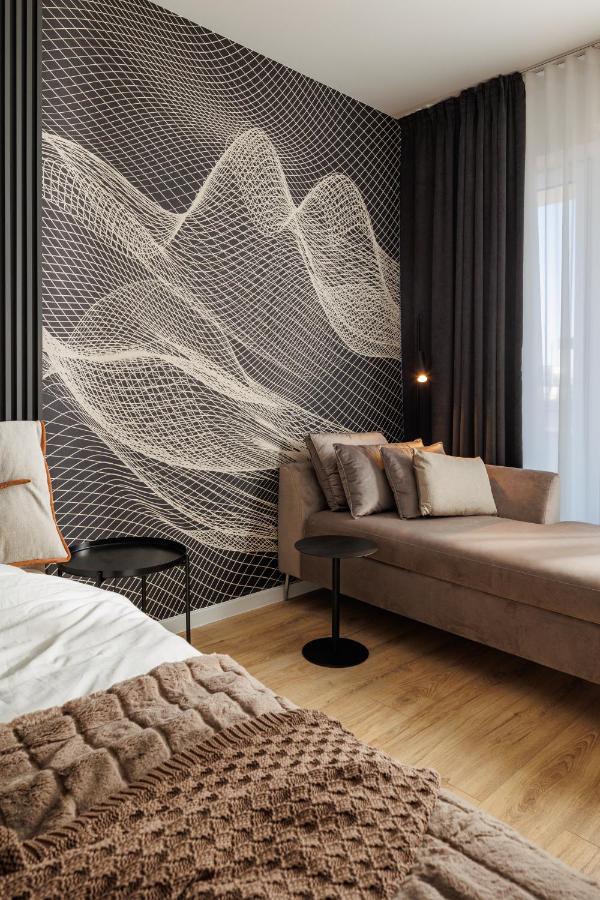 Mandala Designer Apartments With Free Private Parking, Near Mall Coresi Brasov Exterior photo