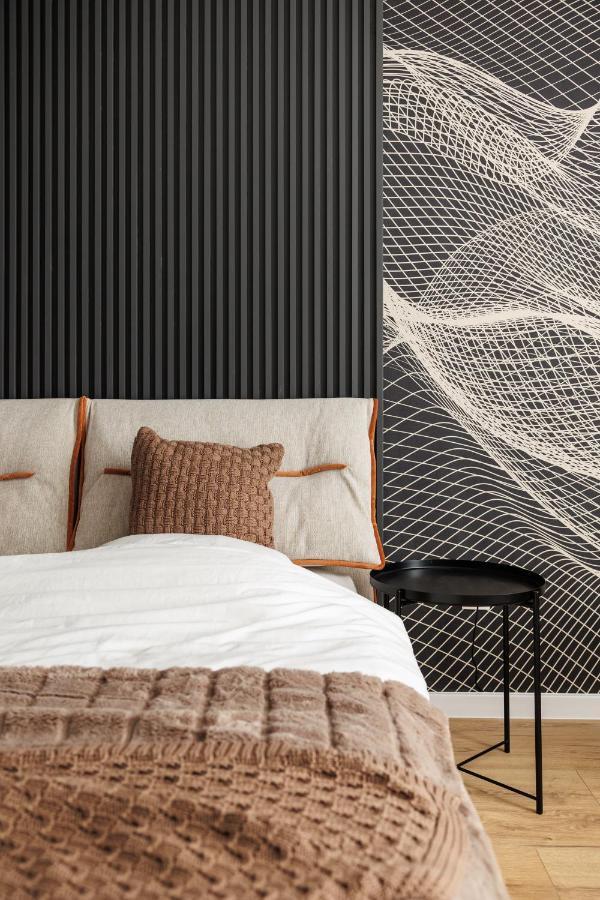 Mandala Designer Apartments With Free Private Parking, Near Mall Coresi Brasov Exterior photo