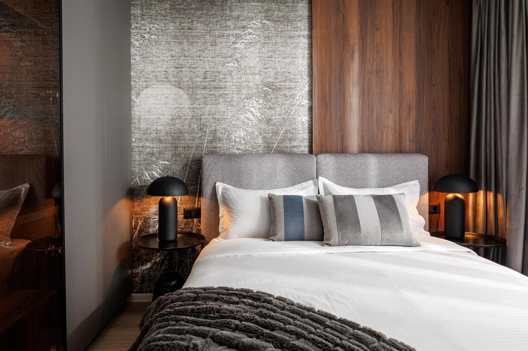 Mandala Designer Apartments With Free Private Parking, Near Mall Coresi Brasov Exterior photo