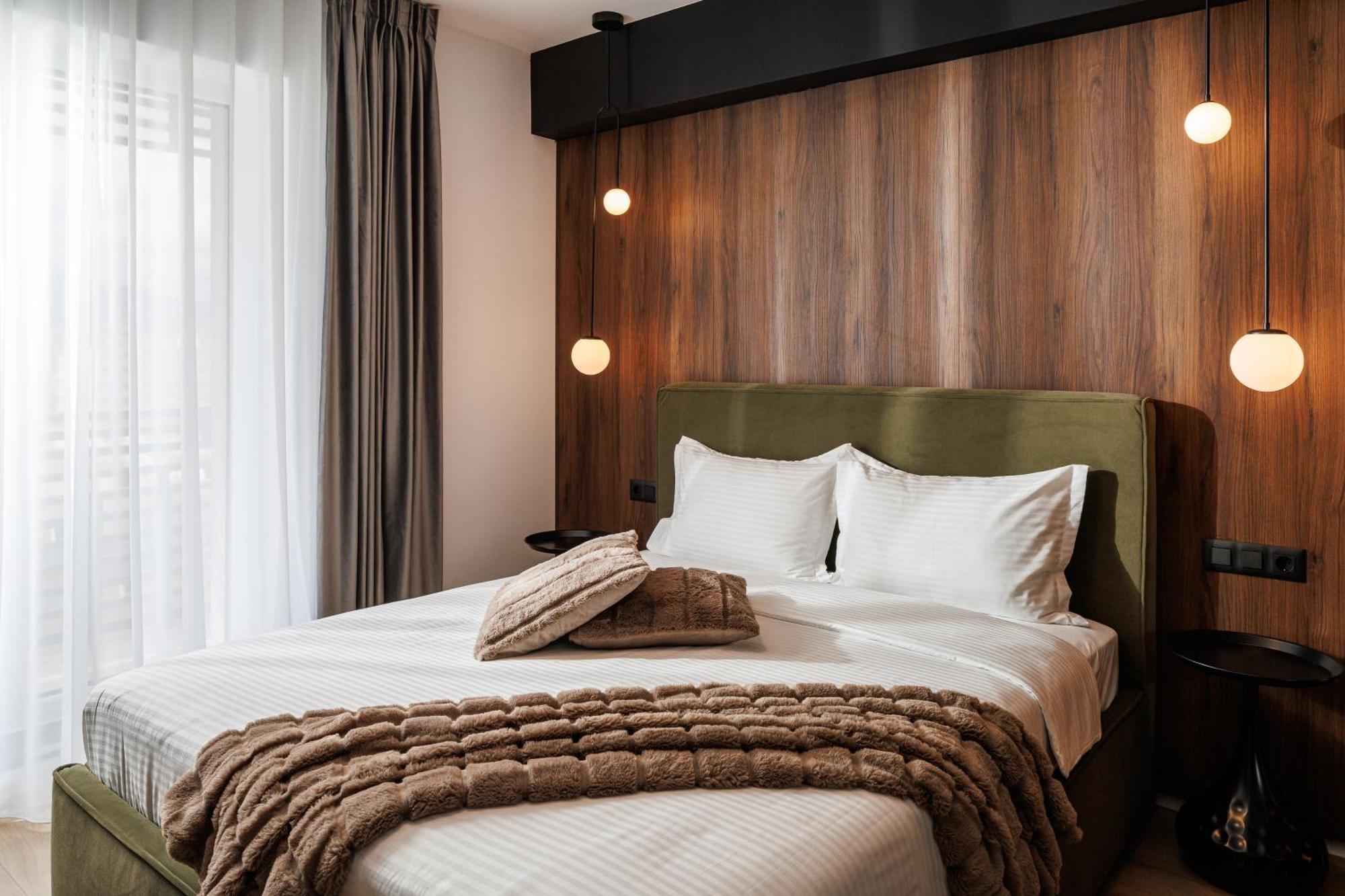 Mandala Designer Apartments With Free Private Parking, Near Mall Coresi Brasov Exterior photo